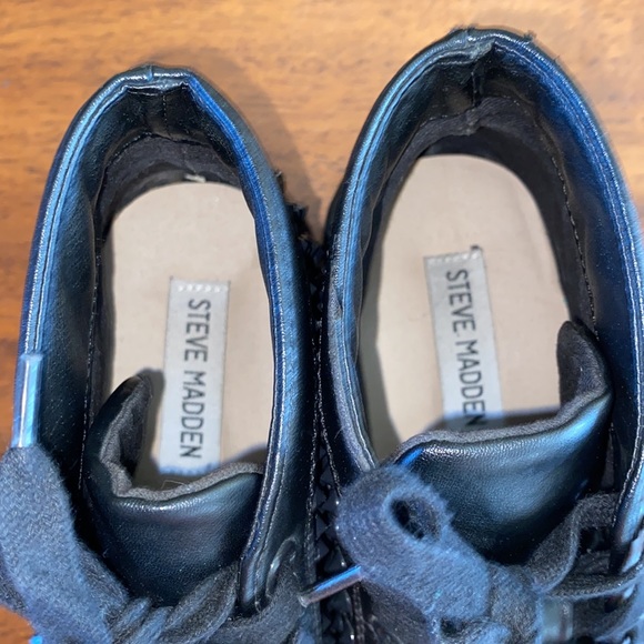 Steve Madden high tops - Picture 4 of 9
